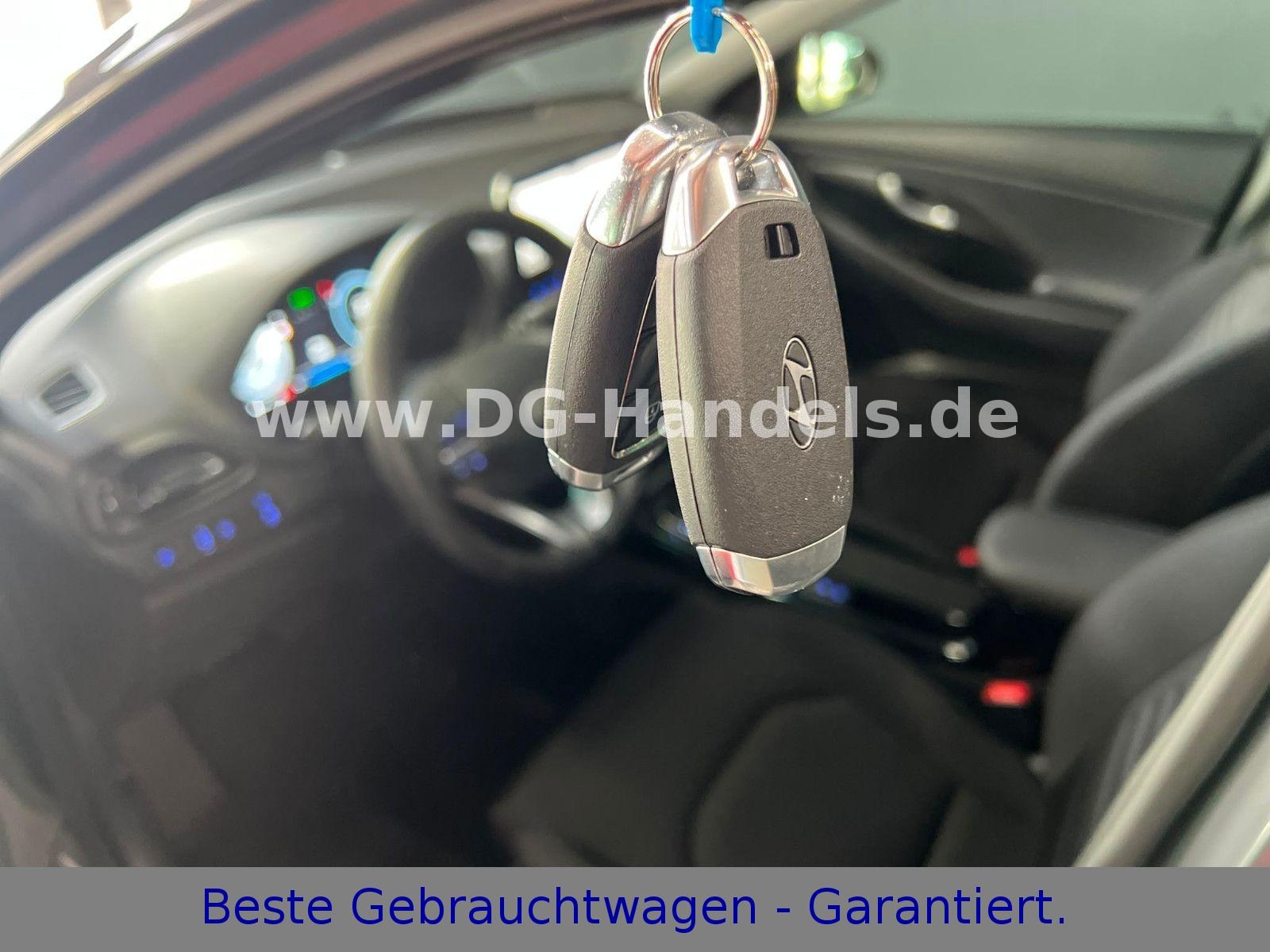 Hyundai i30 Advantage(Digital Cockpit,Plus-Paket,1.Hand)