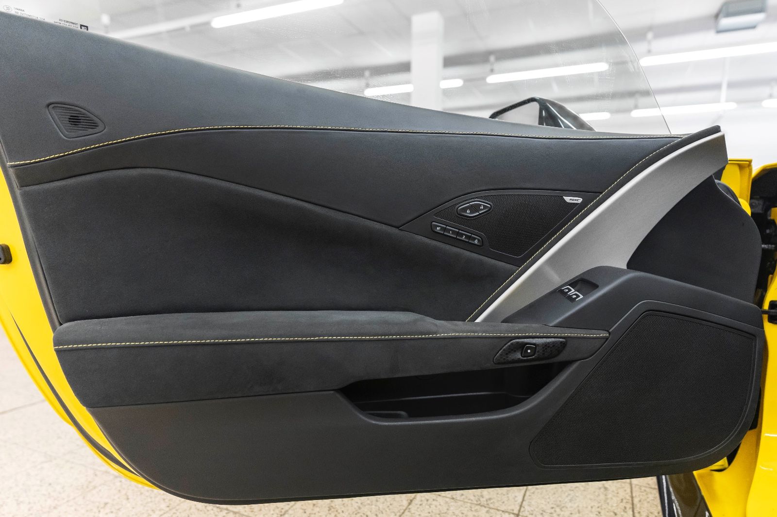 Fahrzeugabbildung Corvette Z06 3LZ 6,2L TARGA HUD MEMORY BOSE KAM NAV