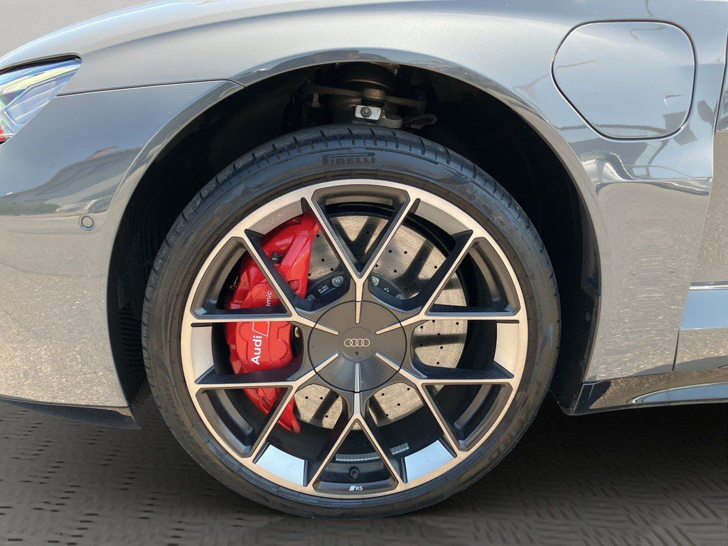 Audi RS e-tron GT Performance 550 kW quattro ACC B&O imagem 3
