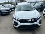 Dacia Jogger Essential - Dacia Jogger: Essential
