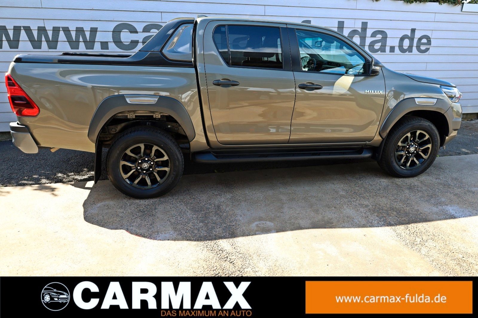 Fahrzeugabbildung Toyota Hilux 2.8 D-4D Invincible Sport,ACC,AHK,Rollo el