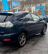 Lexus RX 400h  - Lexus RX 400 mit Hybrid-Antrieb: 400h
