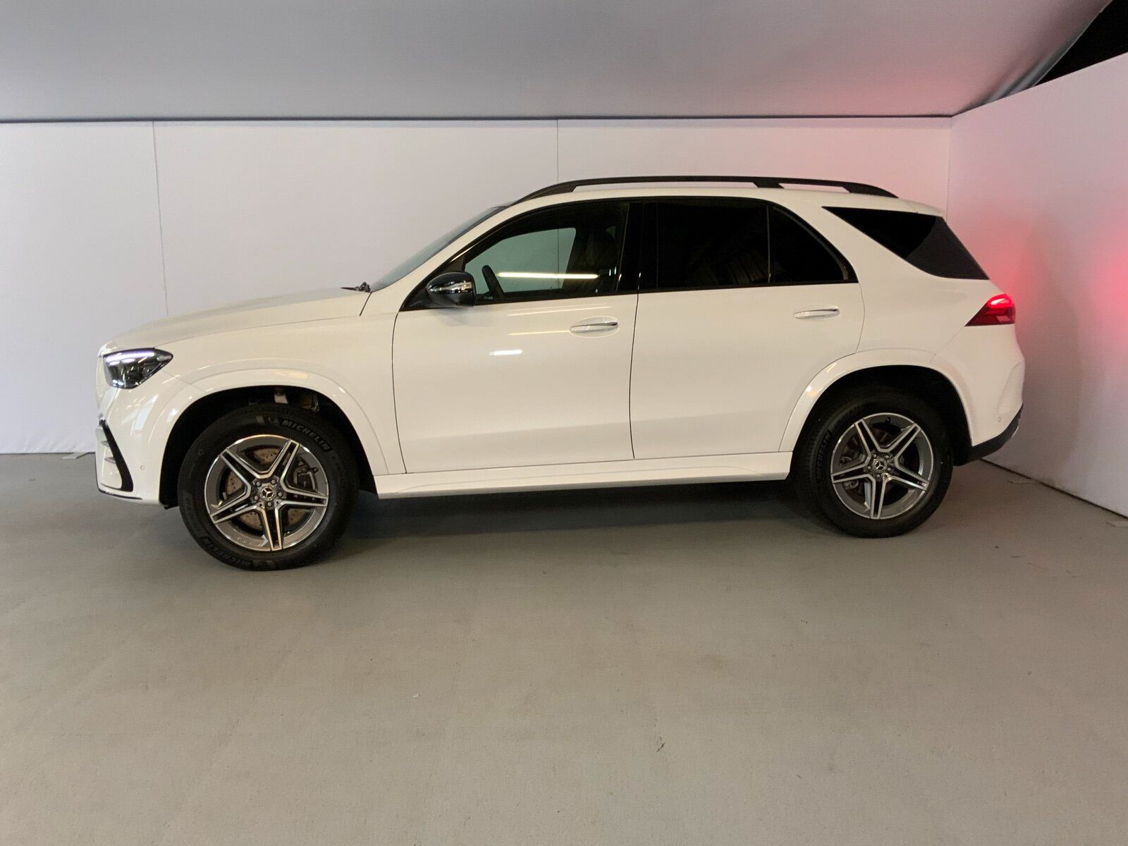 Mercedes-Benz GLE 450 4M AMG Pano AHK Airmatic Multibeam 360° imagem 3