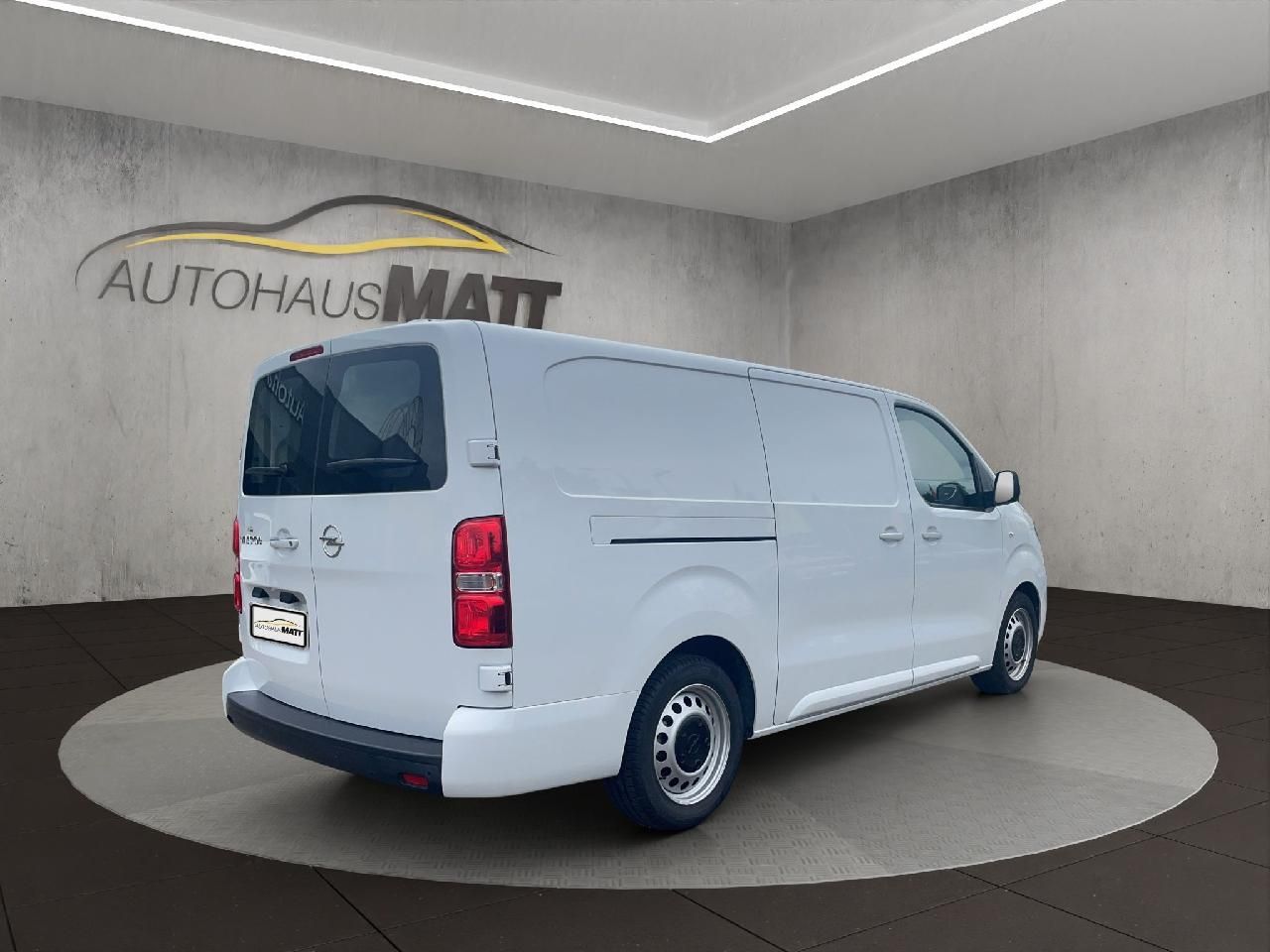 Fahrzeugabbildung Opel Vivaro Kasten -e Basis L
