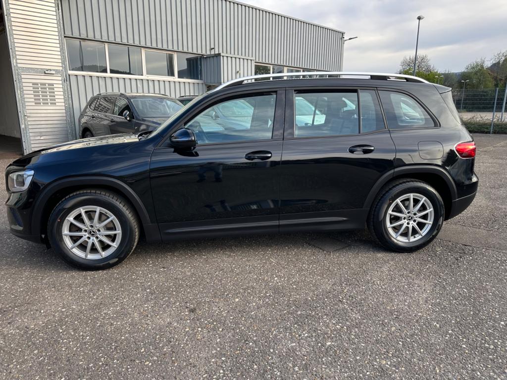 Mercedes-Benz GLB 180