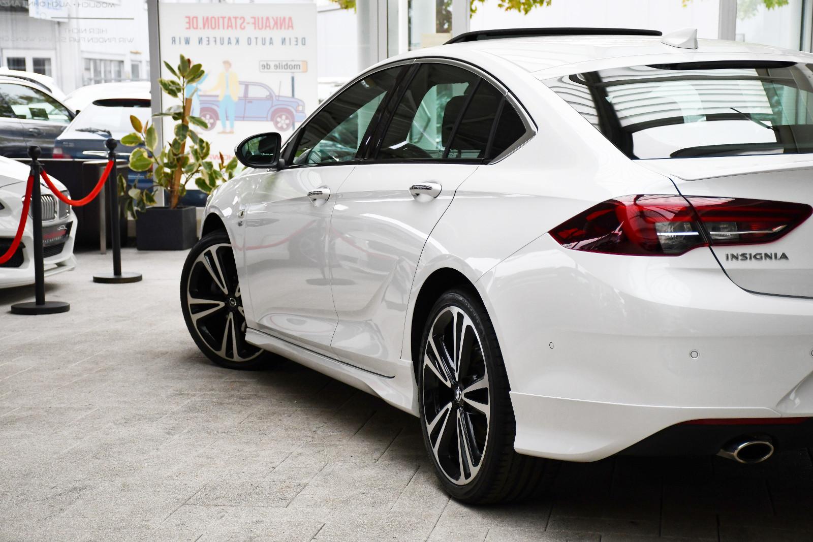 Opel Insignia B Grand Sport Innovation 4x4 OPC Ahk