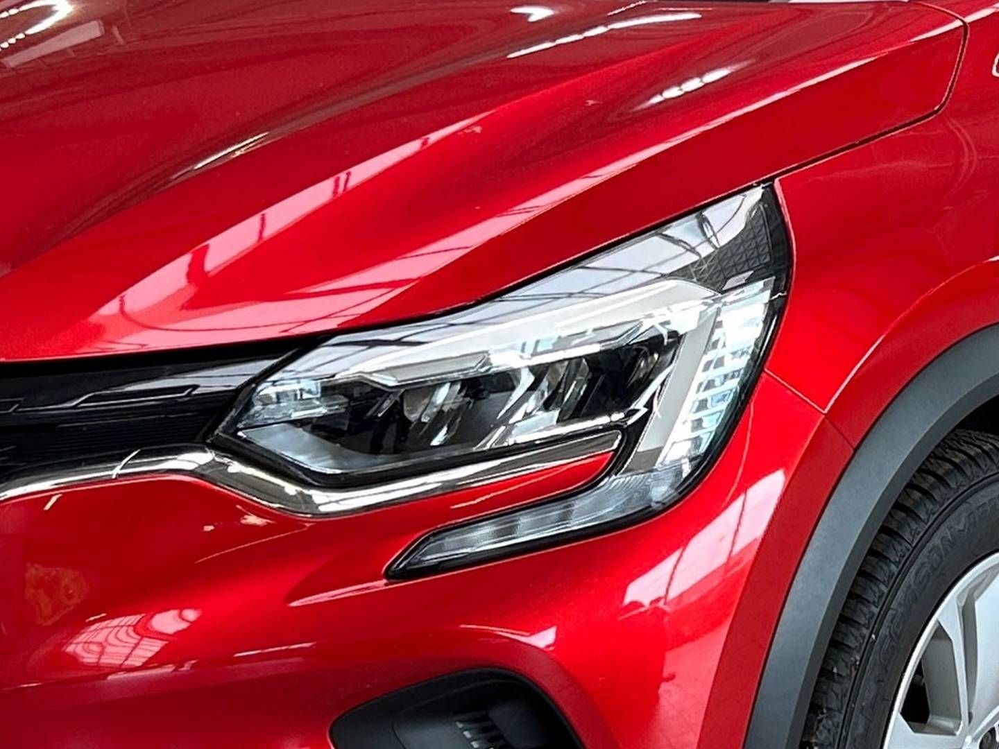 Fahrzeugabbildung Renault CAPTUR ZEN TCe 140 EDC