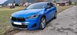 BMW X2 M Misano Blau mit Panoramadach