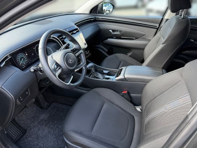 Fahrzeugabbildung Hyundai Tucson 1.6 T-GDI 48V +KLIMA+CARPLAY+RFK+PDC+SHZ+