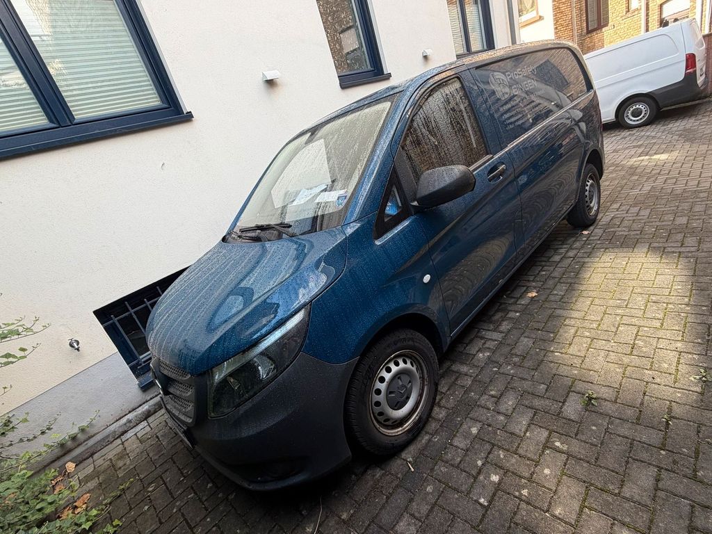 Image of Mercedes-Benz Vito