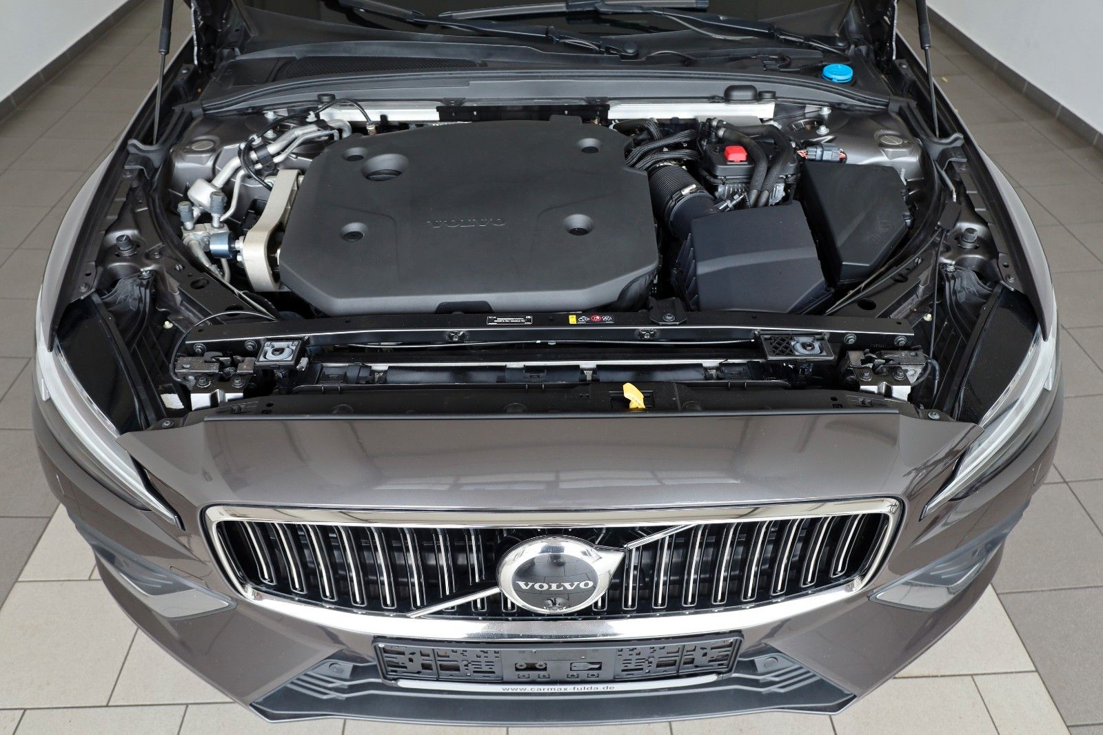Fahrzeugabbildung Volvo V60 Kombi Plus Bright Leder,Navi,LED,PanDach,ACC