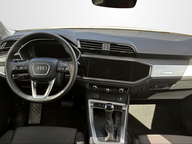 Q3 35 TFSI S-TRONIC ADVANCED AZV+SHZ+PDC