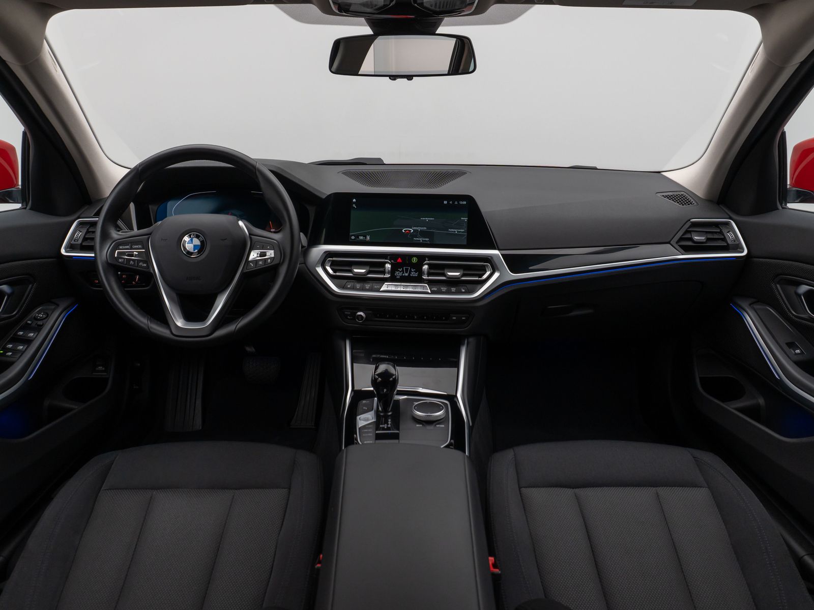 Fahrzeugabbildung BMW 320d  xD Laser DAB Fernlichtassist Komfort Alarm