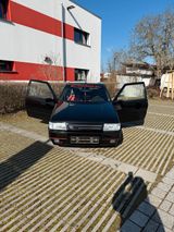 Fiat Uno Turbo 1,4 Racing - Fiat Uno mit Benzin-Antrieb