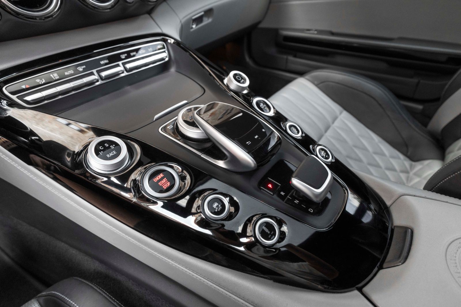 Fahrzeugabbildung Mercedes-Benz AMG GT C Coupe Edition 50 1/500 BUR ACC CERAMIK
