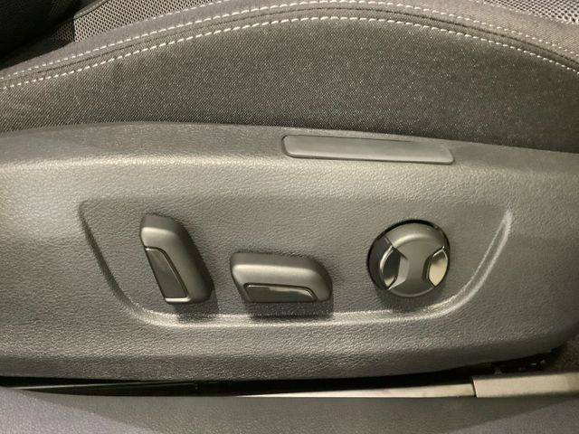 Superb Combi Style 2,0 TDI 360° MATRIX AHZ NAVI