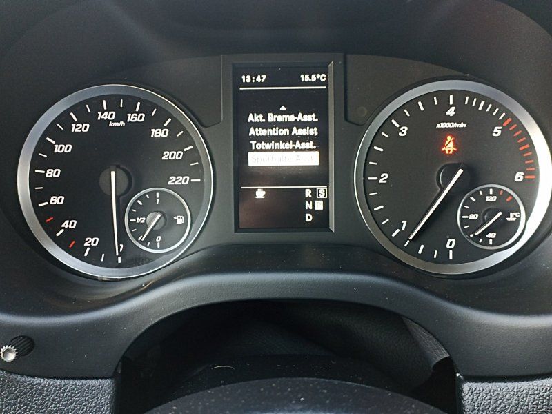 Fahrzeugabbildung Mercedes-Benz Vito Tourer 124 CDI Select 4x4 lang  AHK+STANDH.