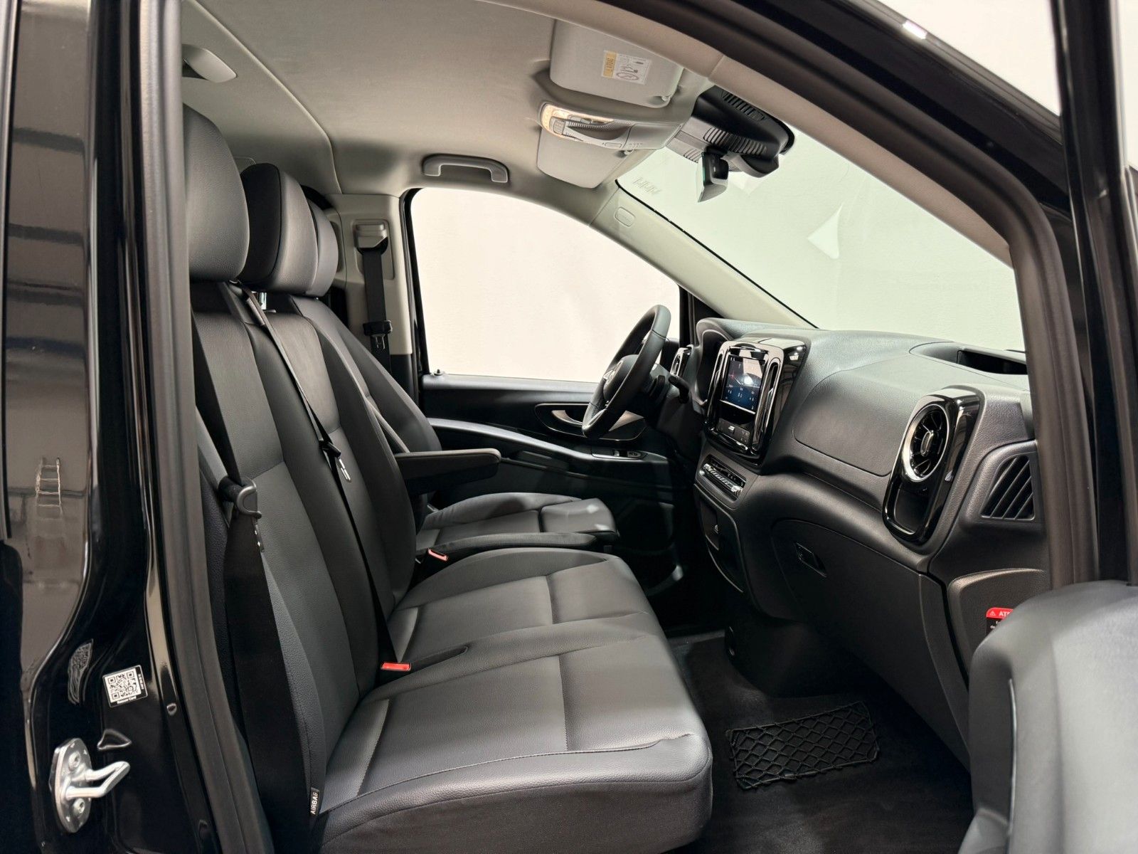 Fahrzeugabbildung Mercedes-Benz Vito Tourer 116 CDI RWD SELECT lang
