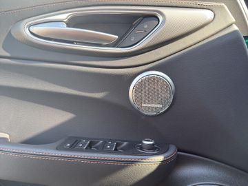 Alfa Romeo Giulia MY24 INTENSA 2.0 Turbo Q4 *SHZ*CARPLAY*