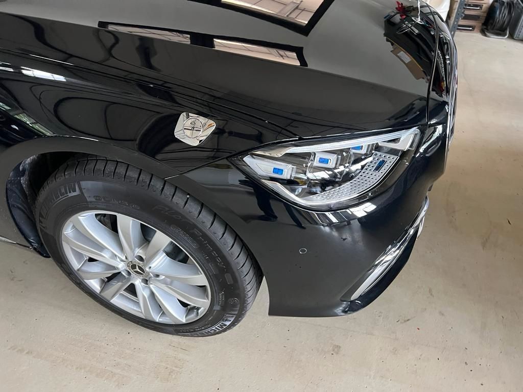 Image of Mercedes-Benz S 680