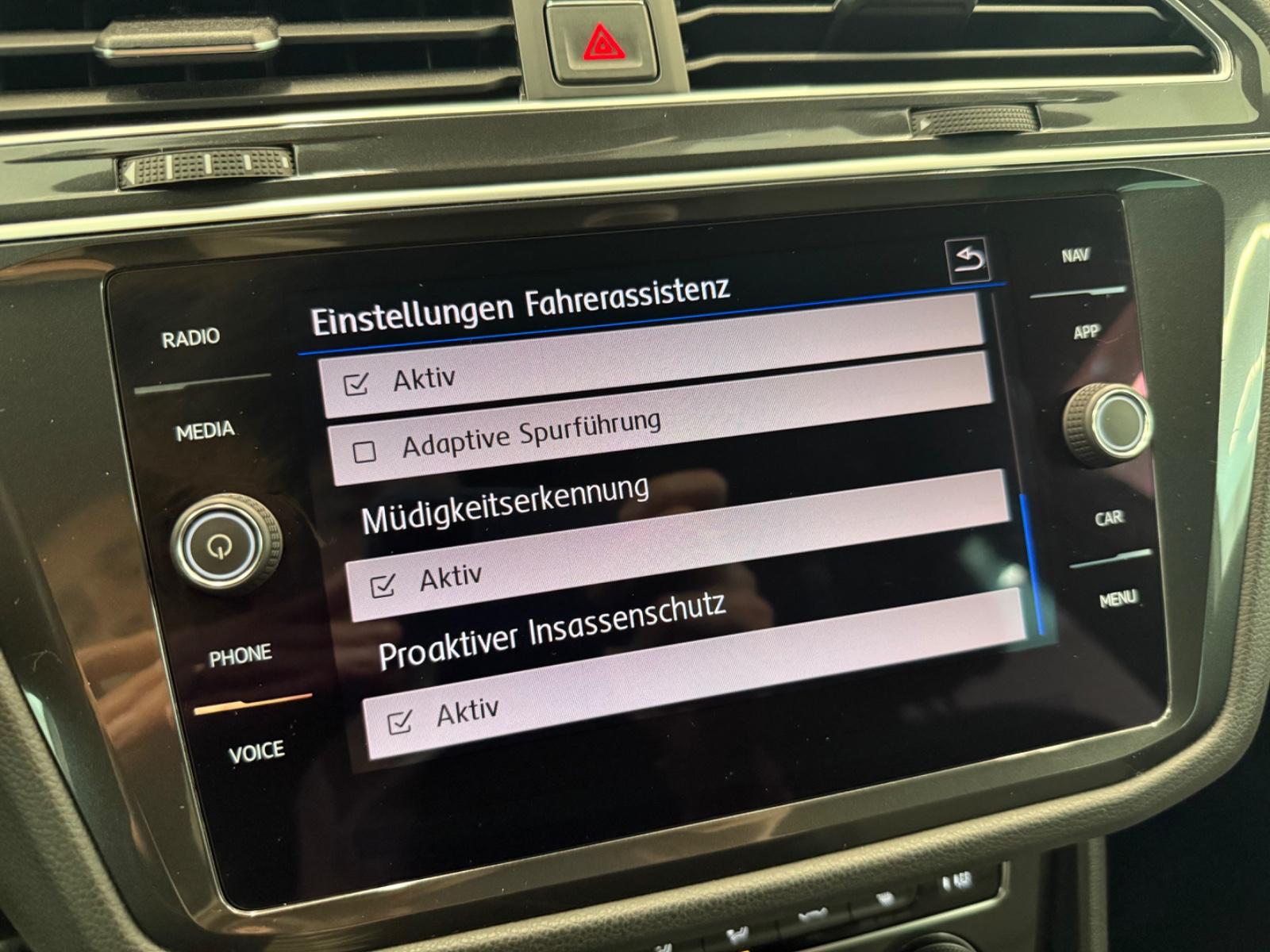 Volkswagen Tiguan Highline 2X R-LINE 4Motion 1HAND