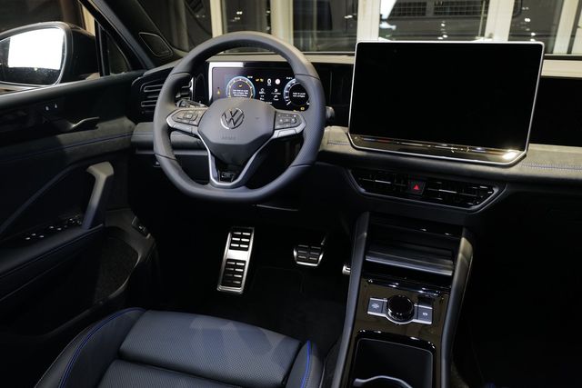 Volkswagen Tiguan 2.0TSI DSG 4Motion R-Line BlackStyle Pano