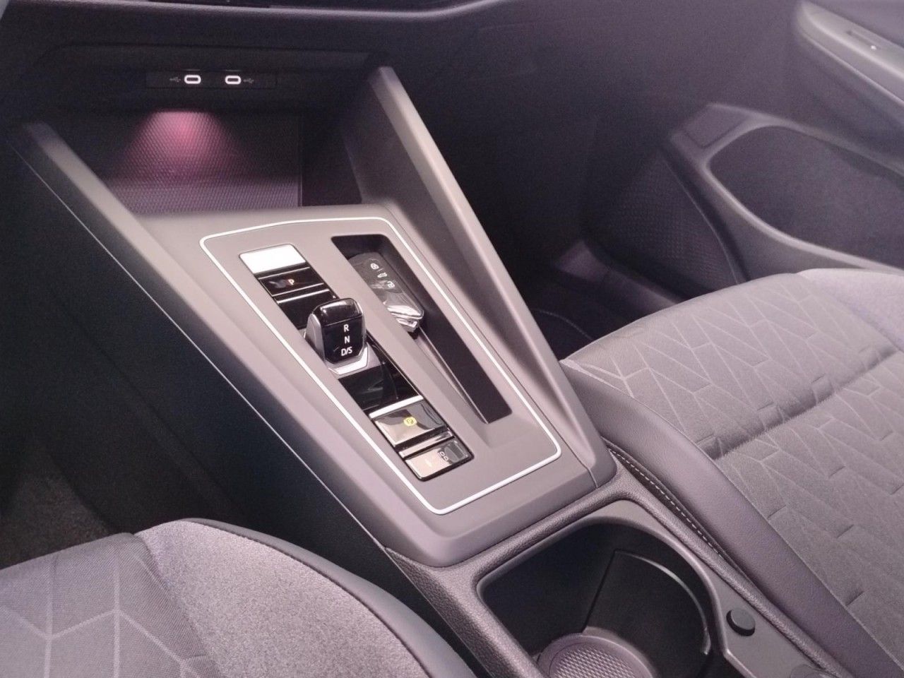 Golf GOAL 1.5 eTSI DSG Klima Navi