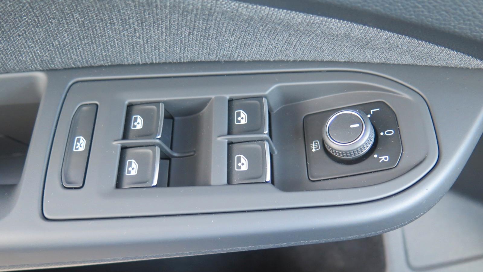 Volkswagen Golf VIII 2.0 TDI DSG VARIANT *STANDHEIZUNG*, миниатюра 16