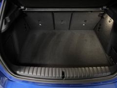 Fahrzeugabbildung BMW M 135i xDrive -- AHK/ DrivingProf/ HeadUp/ HiFi