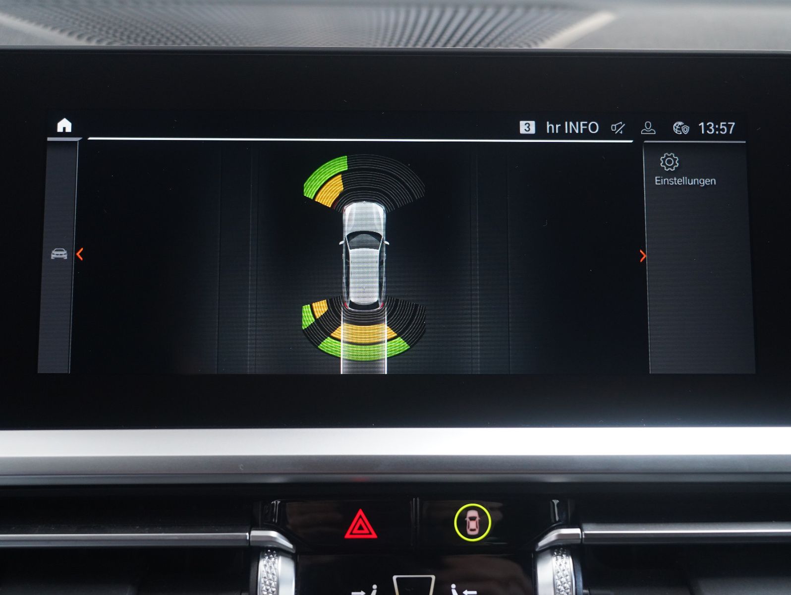Fahrzeugabbildung BMW 320 i Touring M Sport HUD/H&K/LM 19"