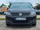 Volkswagen VW Touran 1.6L - Volkswagen Touran in Saarbrücken