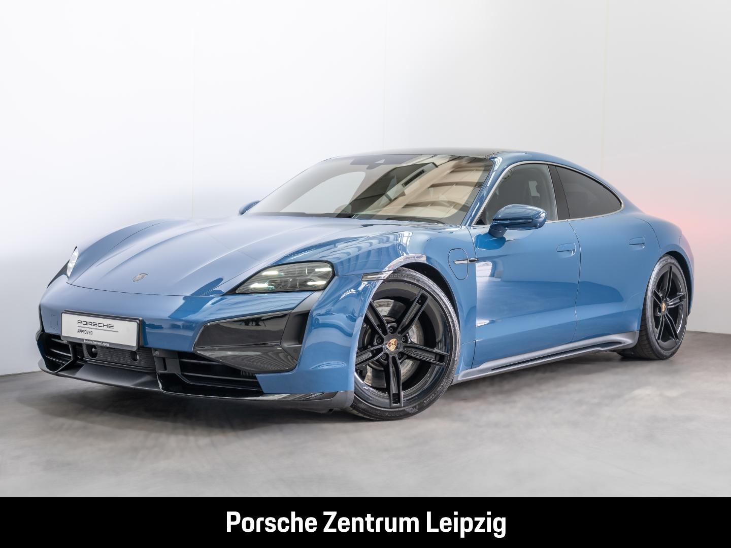 Porsche Taycan Turbo ActiveRide Burmester HA-Lenkung Nac