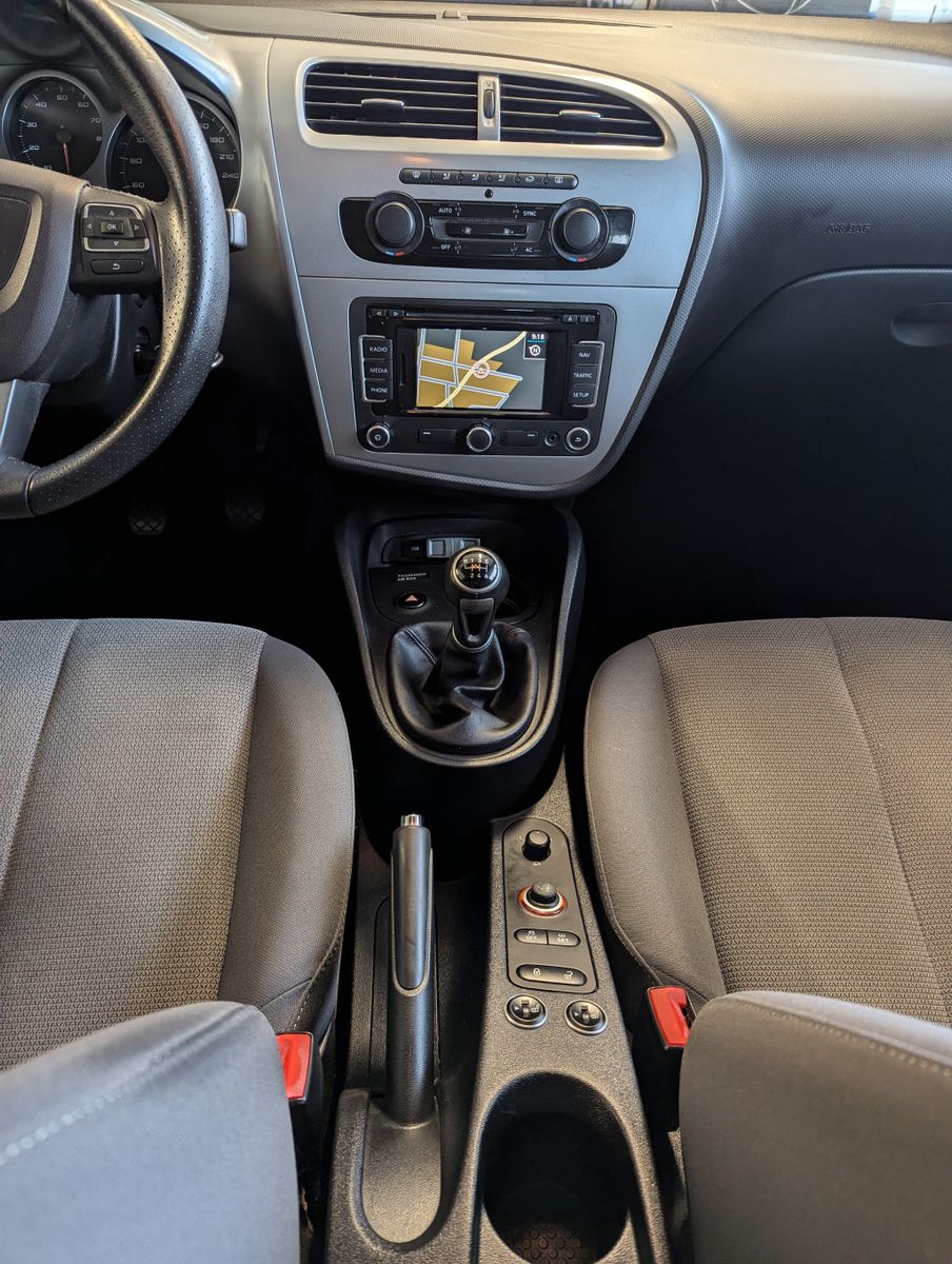 Fahrzeugabbildung SEAT Leon 1.4 TSI Style Klimaauto. Bluetooth SHZ Navi