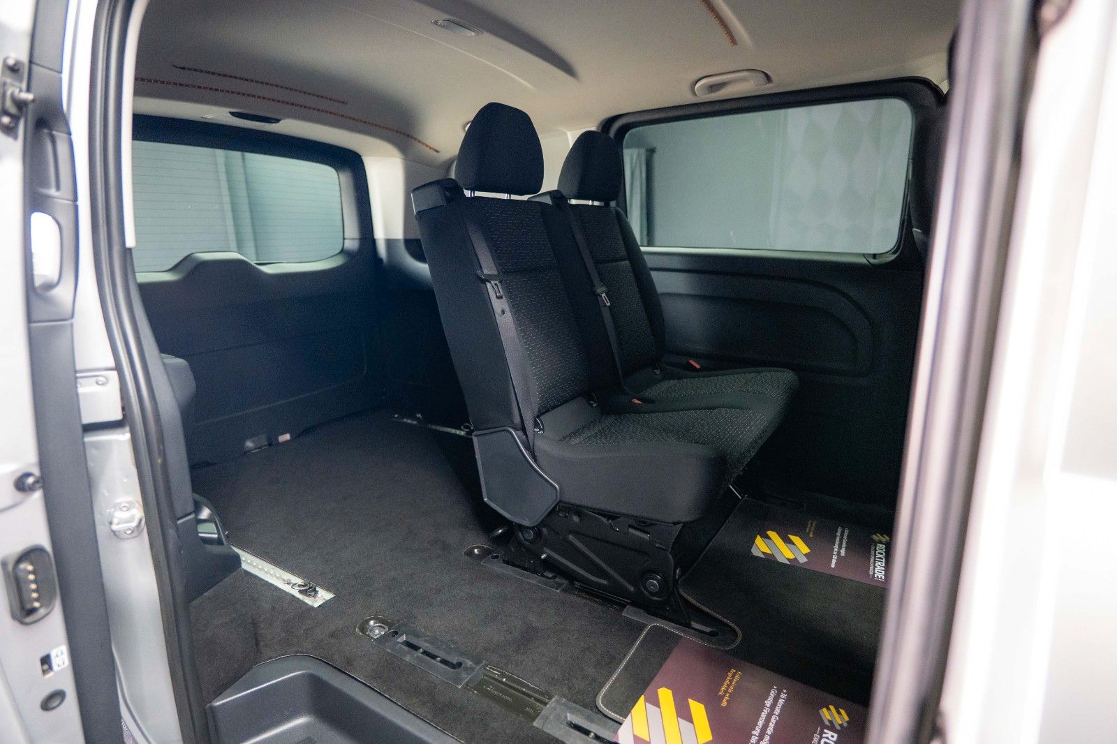 Fahrzeugabbildung Mercedes-Benz Vito Mixto 119 CDI 4MATIC kompakt *LED*Kamera*