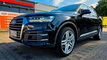 Audi Q7 - 1
