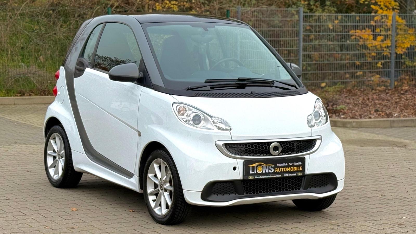 Smart ForTwo coupe Micro Hybrid Drive/TÜV NEU/SHZ/ALU
