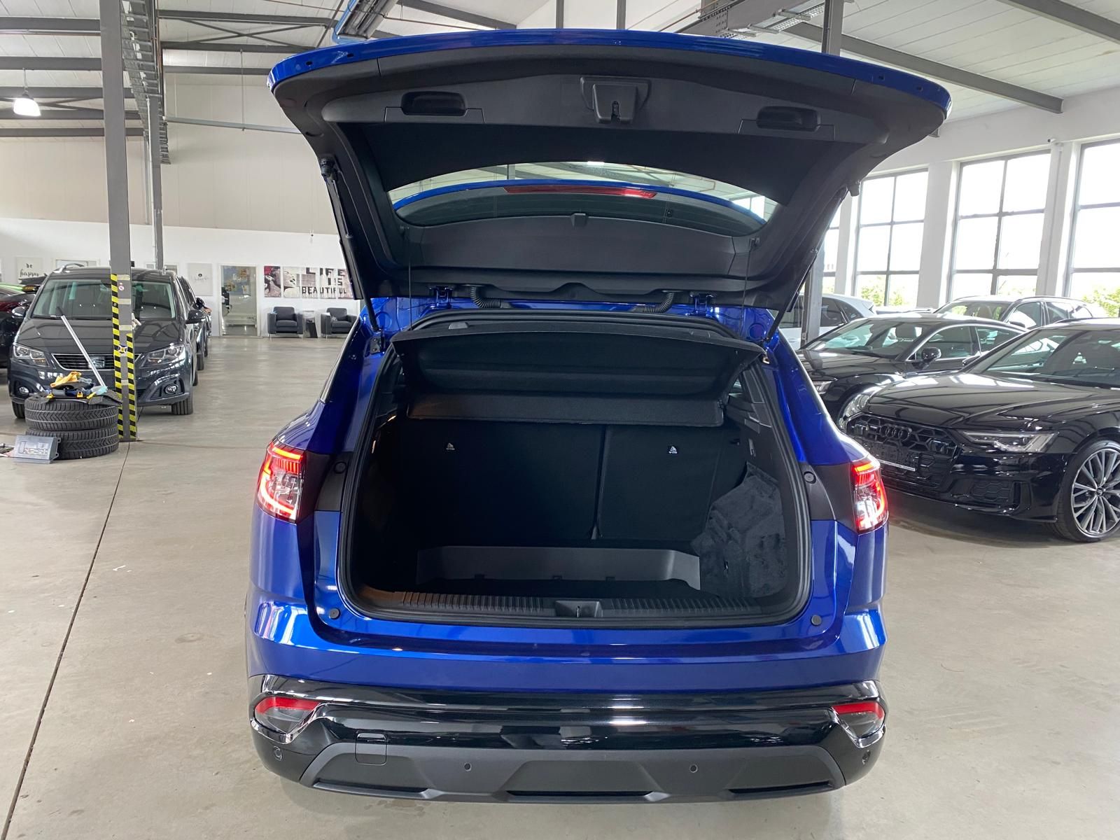 Fahrzeugabbildung Renault Austral Mild Hybrid 140 Sports Equilibre