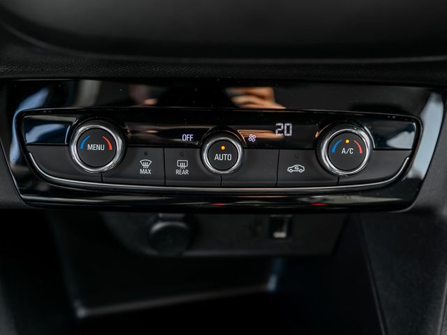 Opel Corsa e F CarPlay Touchscreen Spurhalteassi. DAB