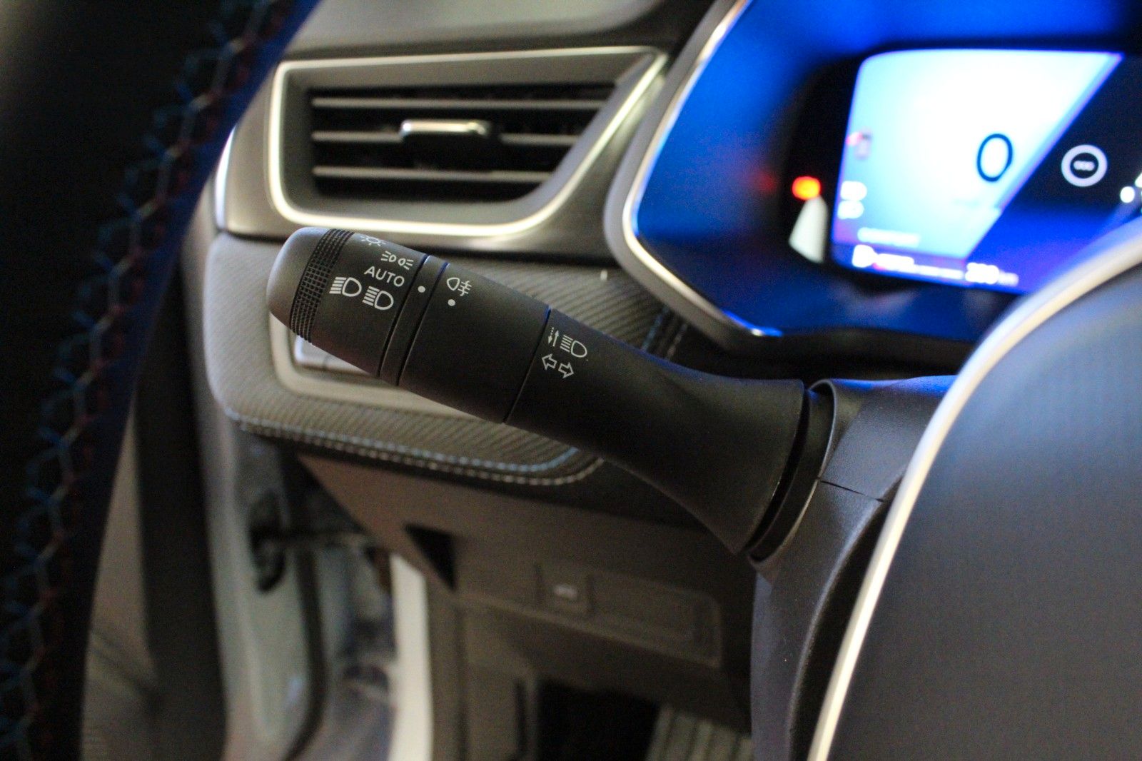 Fahrzeugabbildung Renault Symbioz Mild Hybrid 140 EDC Esprit Alpine