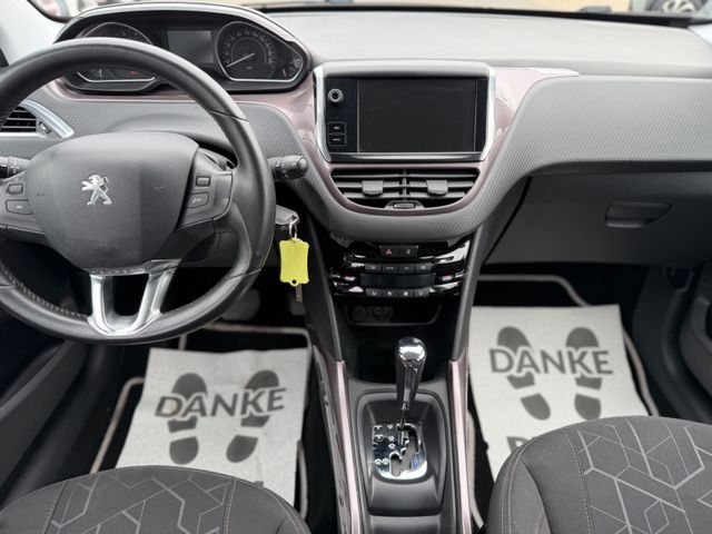 Peugeot 2008  Active / Klimaautomatik