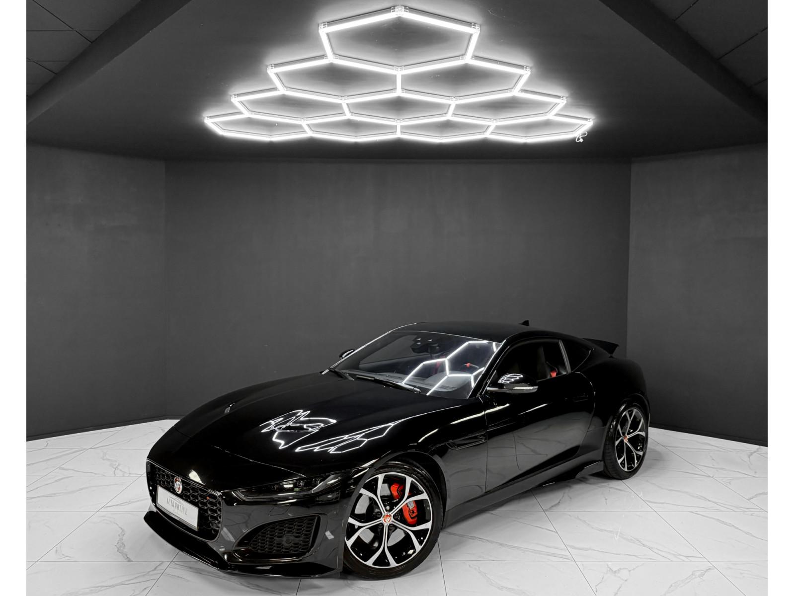 Jaguar F-Type P300 - full service