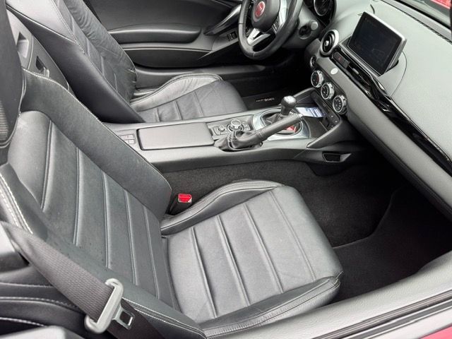 Fahrzeugabbildung Fiat 124 Spider Lusso KLIMA ALU NAVI