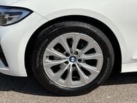 BMW 318d A Advantage DAB LED WLAN Tempomat Shz PDC