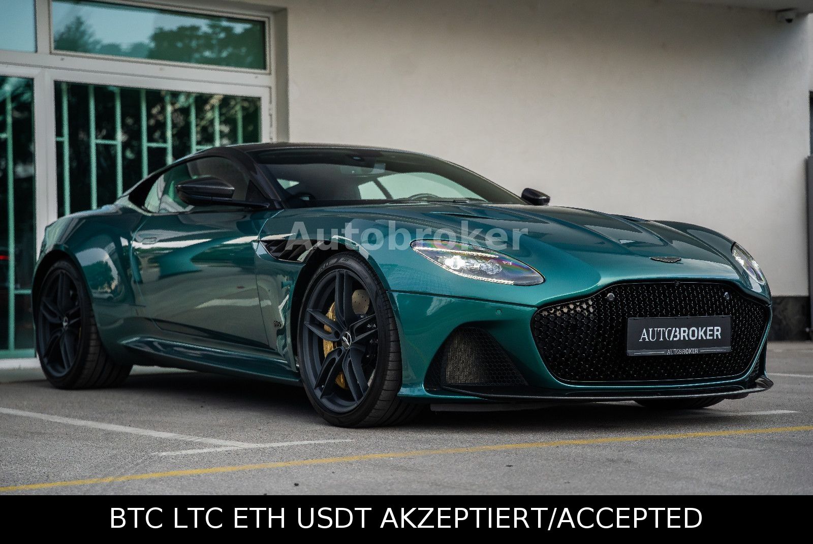 Aston Martin DBS – pogled 3
