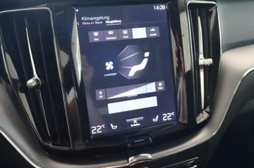 Volvo XC60 Momentum LED 360 Kamera CarPlay