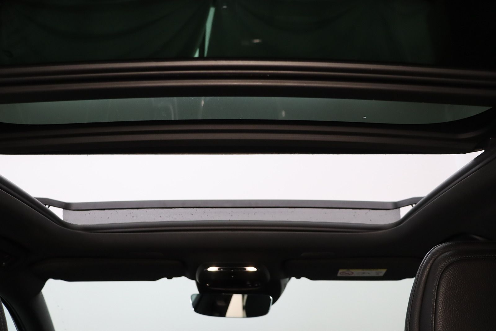 Fahrzeugabbildung Volvo V90 Kombi * HUD * Keyless * Limited Edition Mome