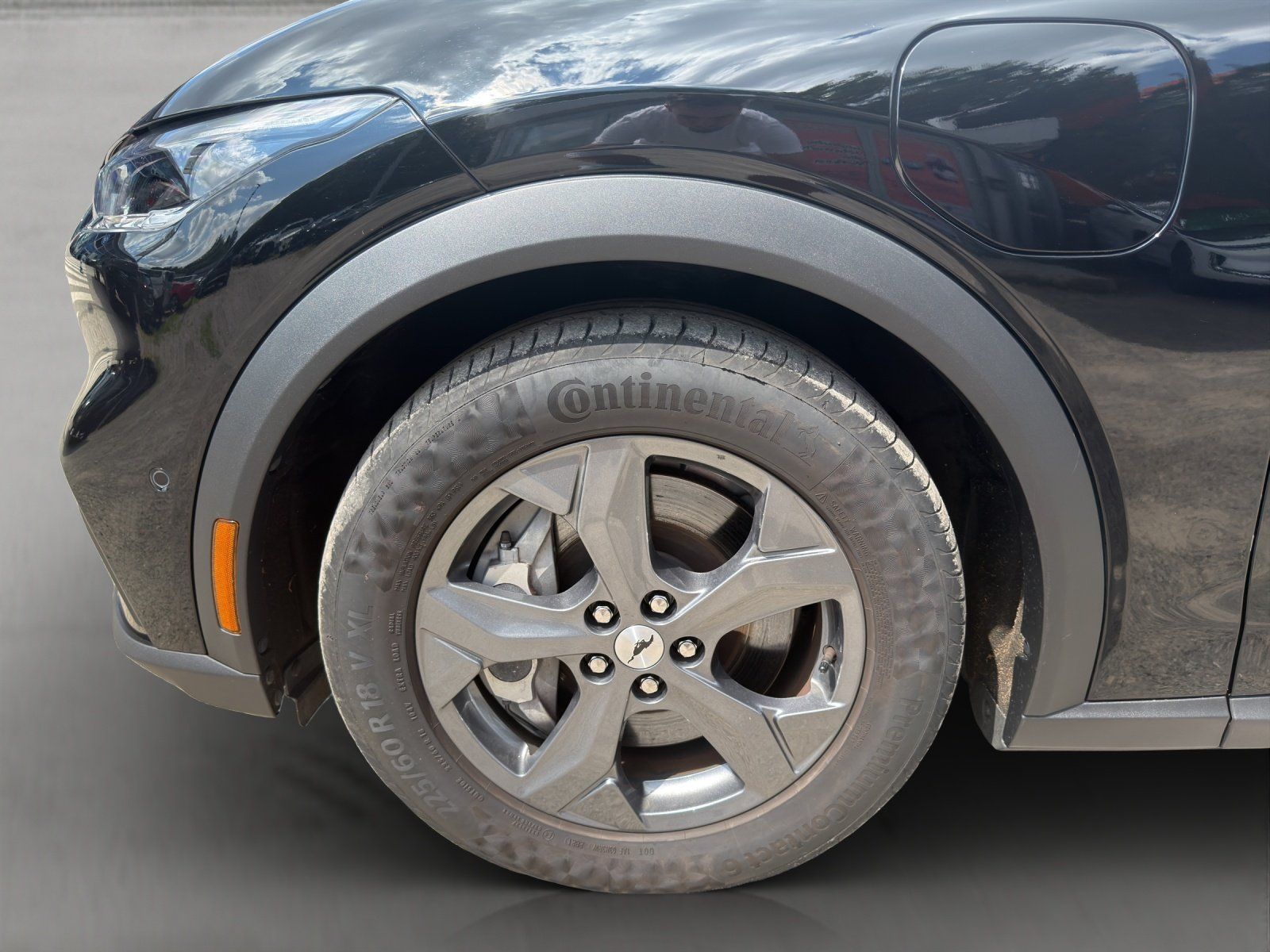 Fahrzeugabbildung Ford Mustang MACH-E Basis (Extended Range)