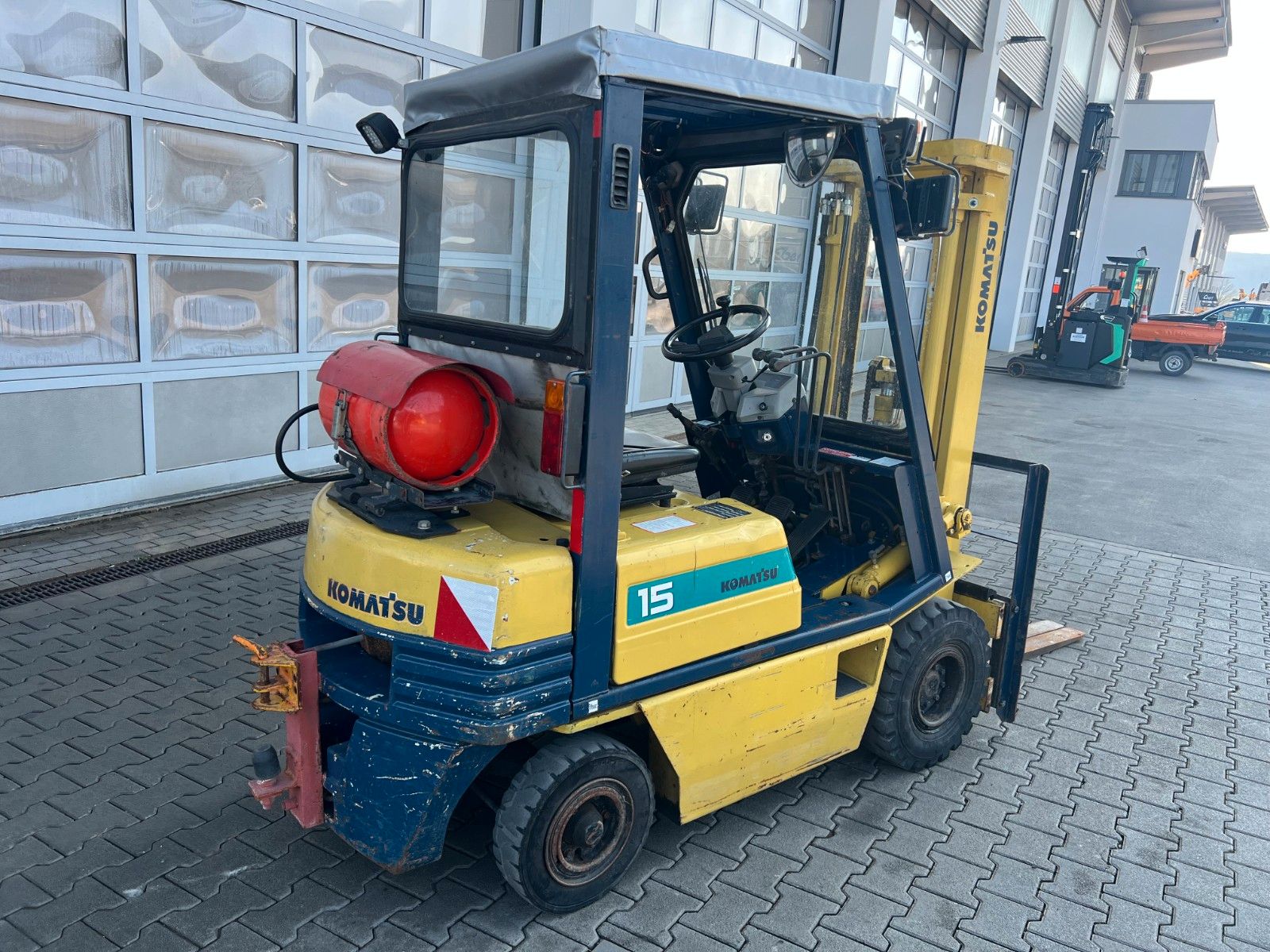 Fahrzeugabbildung Komatsu FG15T-15 / Gas / 1995 /
