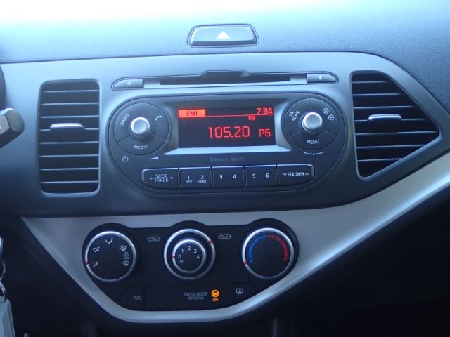 Fahrzeugabbildung Kia Picanto 1.2 Automatik Klima Bluetooth USB Multif