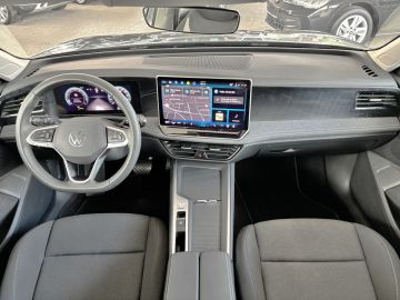Volkswagen Passat - 11